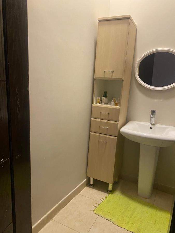 شقة غرفة وصالة ب مفتاح ذكي خدمة ذاتية Apartment Riyadh